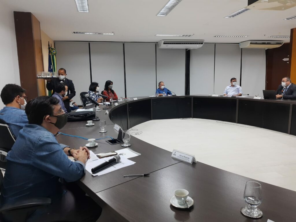 Belivaldo-e-Comitê-Técnico-Científico-se-reúnem-para-avaliar-covid-19-em-Sergipe-nesta-quinta-21
