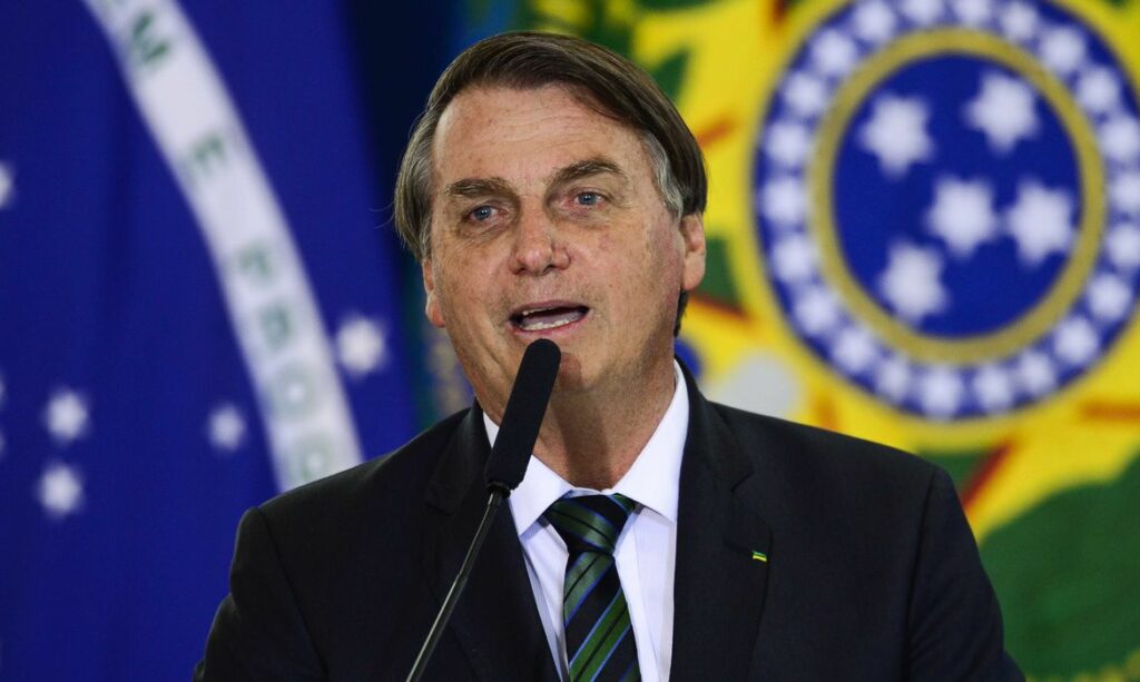 Bolsonaro diz que Ford nao falou a verdade sobre saida do Brasil Quer subsidios