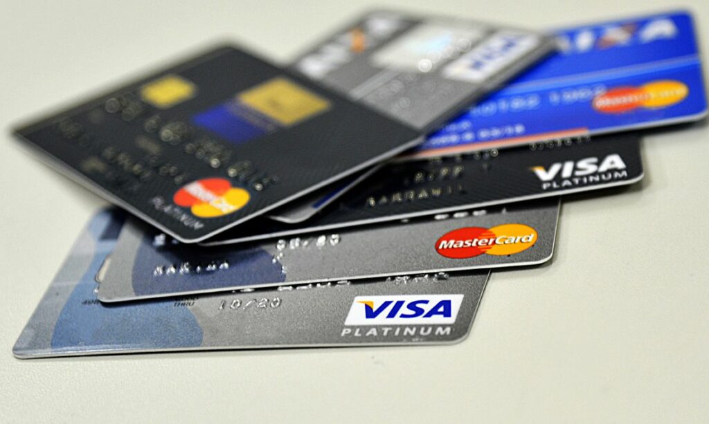 Brasil e o pais com mais casos clonagem de cartoes de credito no mundo diz pesquisa