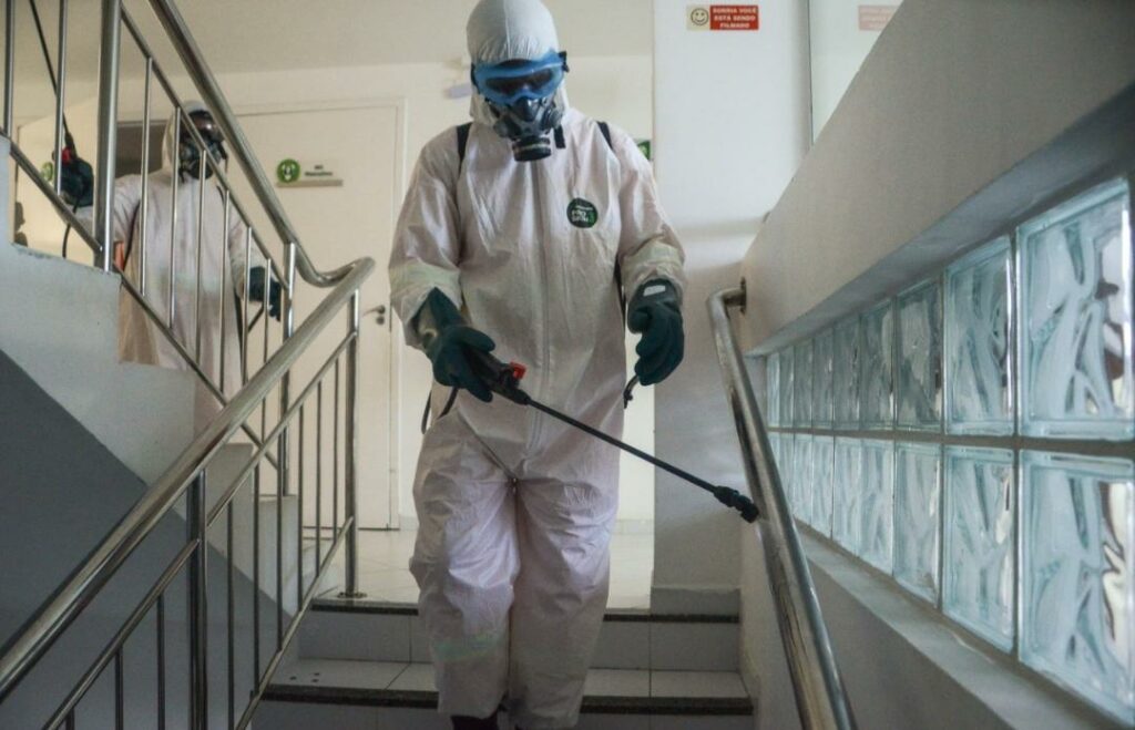 Brasil registra 2099 mil mortes e 848 milhoes de casos de covid 19