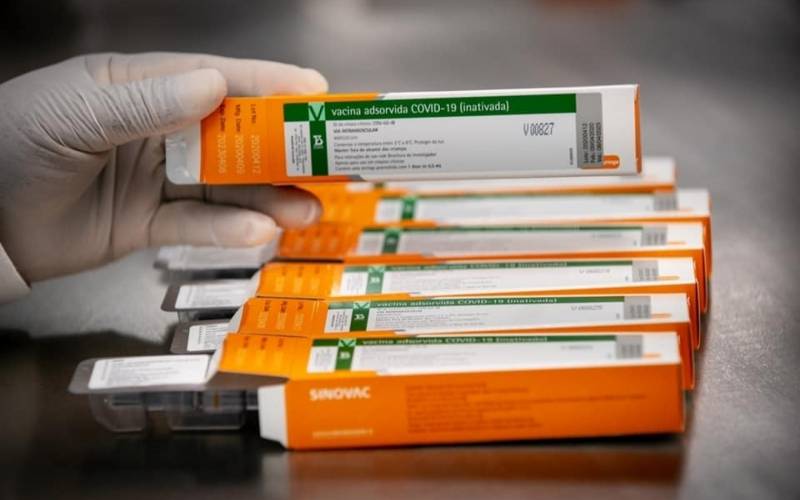 Butantan envia a Anvisa novo pedido para uso emergencial de doses da vacina CoronaVac envasadas no Instituto