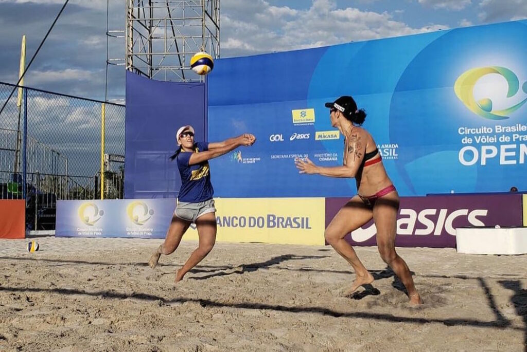 Com-duas-sergipanas-primeira-etapa-do-Circuito-Brasileiro-do-Vôlei-de-Praia-em-2021-começa-nesta-sexta-22
