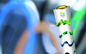 Crise economica faz condutores colocarem tocha olimpica da Rio 2016 a venda