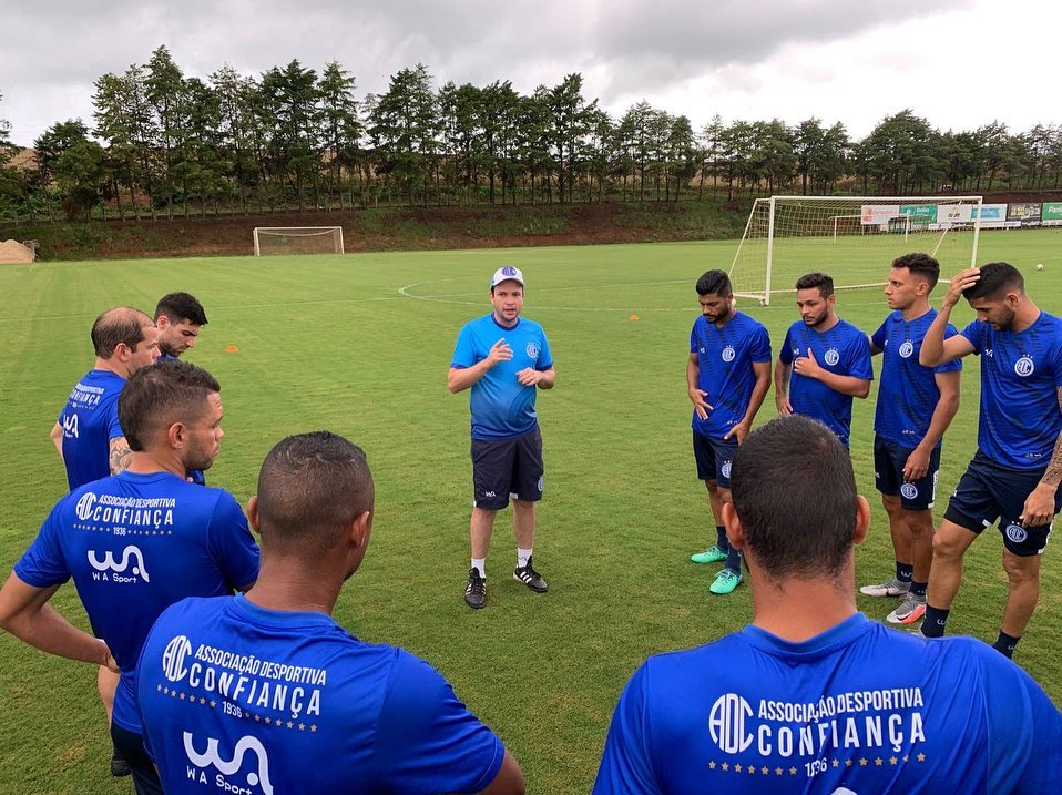 Desafio-final-Confiança-visita-Chapecoense-pela-última-rodada-da-Série-B