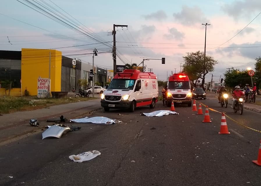 Duas mulheres morrem em acidente na Avenida Tancredo Neves