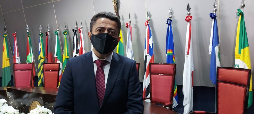 Fabiano Oliveira diz que se sentiu lisonjeado com convite para 1o secretario da Camara de Aracaju aumenta a responsabilidade