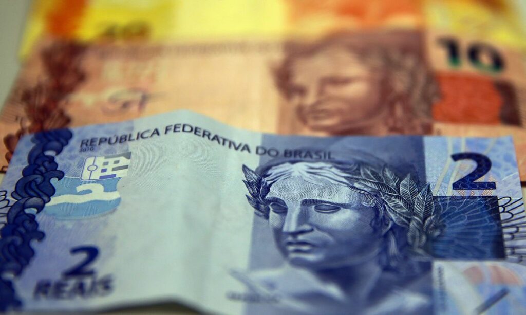 Governo federal aprova auxilio emergencial para 196 mil pessoas