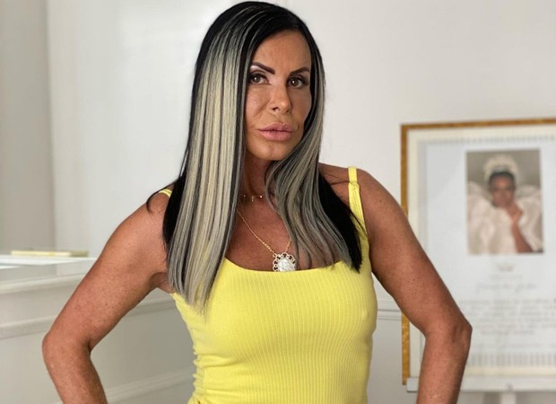 Gretchen revela detalhes de nova plastica Tirei um pedaco do labio
