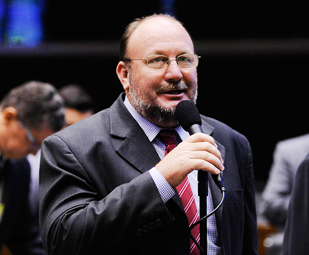 Joao Daniel defende abertura de impeachment a Bolsonaro colocou o Brasil numa situacao caotica