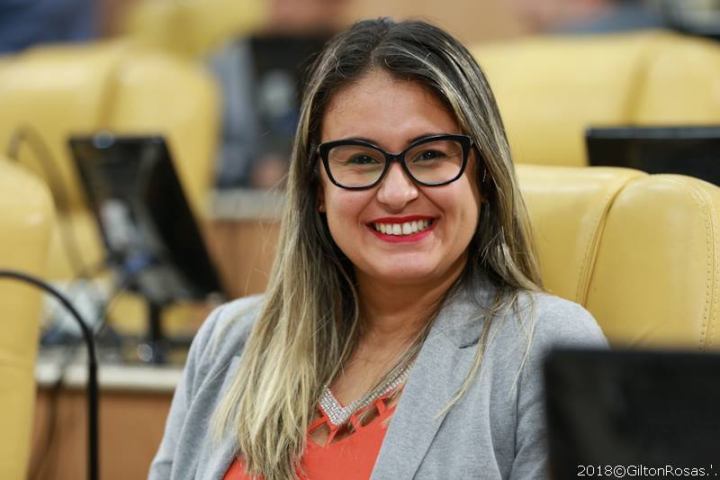 Kitty Lima sobre novos deputados da oposicao quero ver como vai ser o comportamento deles daqui para frente