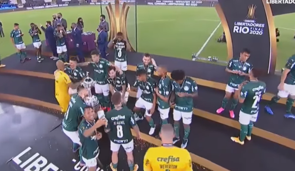 Palmeiras e bicampeao da Copa Libertadores