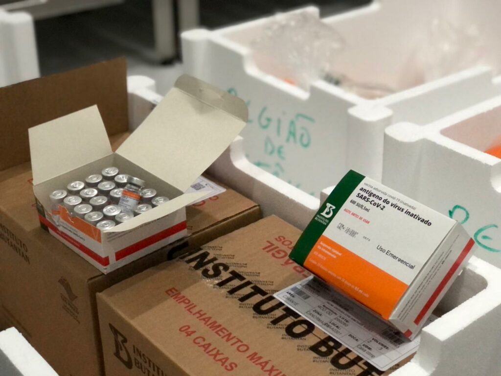 Sergipe recebe novo lote de vacinas contra covid 19 com mais de 8 mil doses
