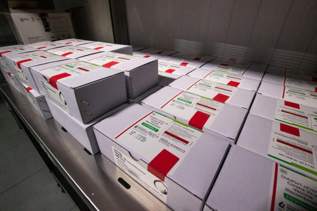 Sergipe recebeu segunda remessa com 19 mil doses da vacina contra covid-19 neste domingo (24) 1 Sergipe recebeu segunda remessa com 19 mil doses da vacina contra covid 19 neste domingo 24 1