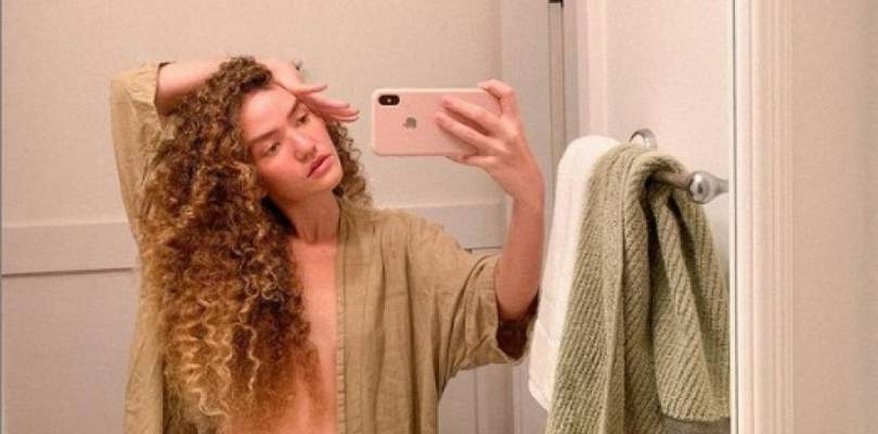 Vitoria Falcao de Anavitoria impressiona ao posar com os cabelos lisos veja foto