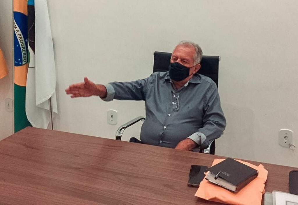 ‘O-que-encontramos-aqui-ninguém-acredita’-diz-prefeito-de-Macambira-sobre-abandono-da-prefeitura
