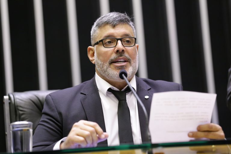 Alexandre-Frota-terá-que-indenizar-deputado-bolsonarista-em-R$-15 mil-por-ofensas-no-Twitter