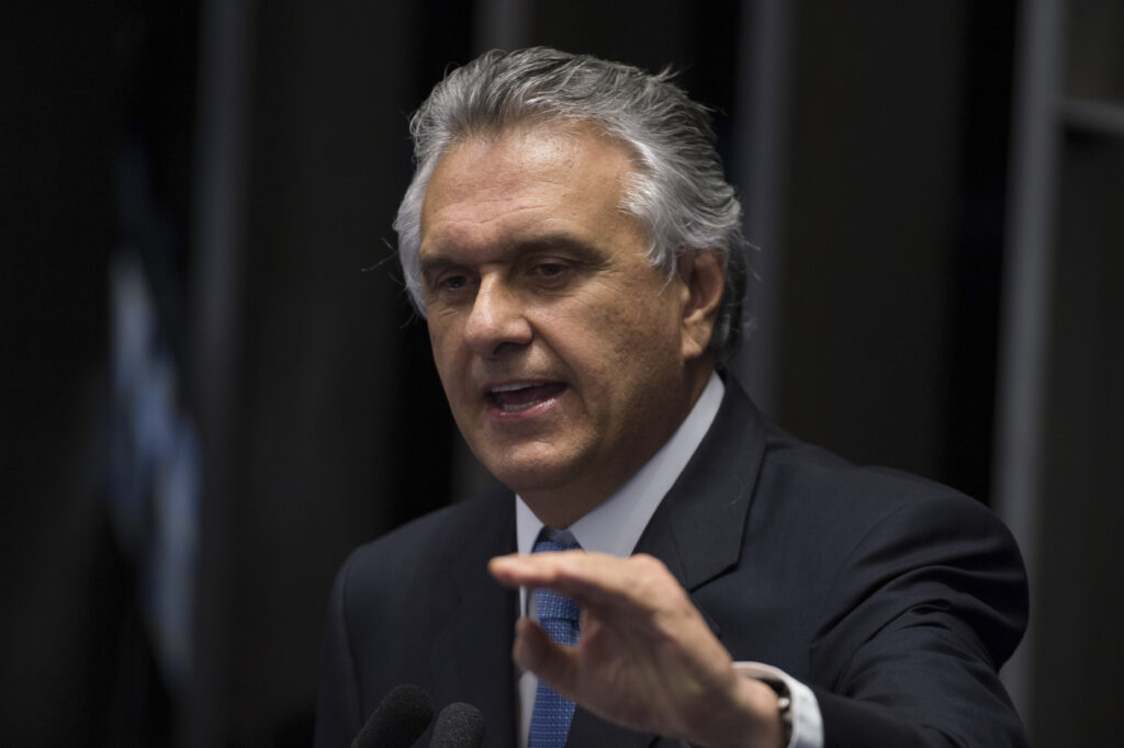 Caiado defende que DEM apoie reeleicao de Bolsonaro nas eleicoes de 2022 diz coluna