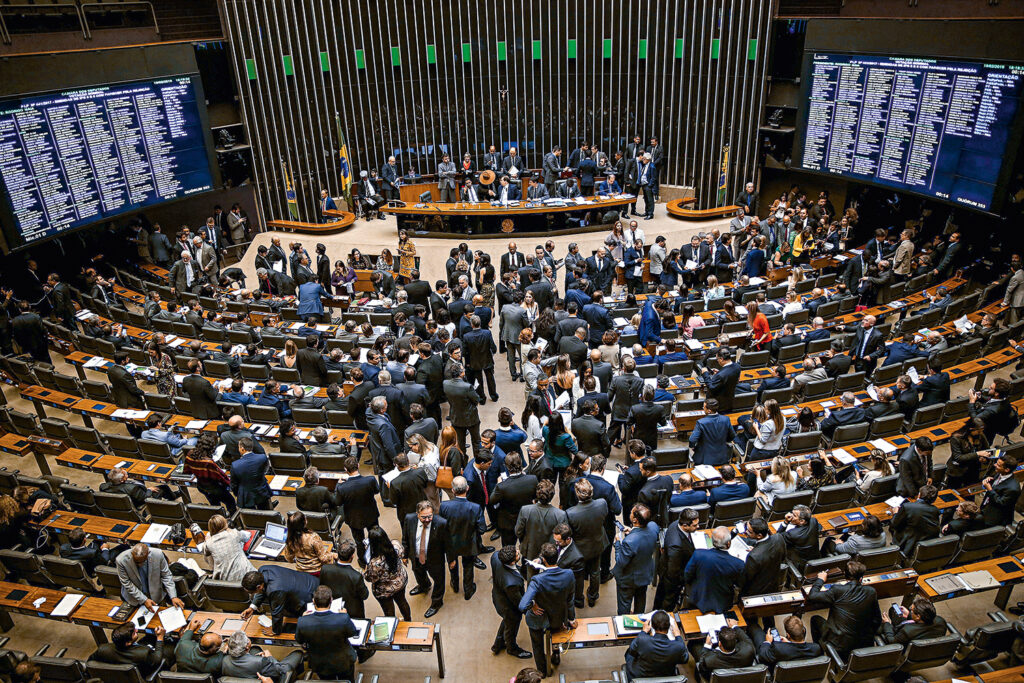 Camara deve votar MP que facilita compra de vacinas contra a Covid 19