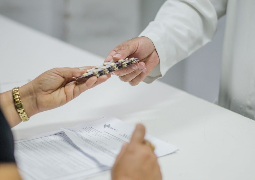 Case anuncia cronograma de entrega domiciliar de medicamentos do mes de marco
