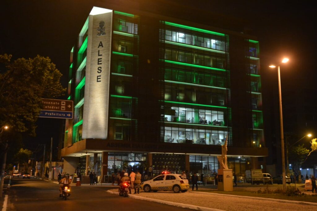 Com-mudanças-Câmara-de-Aracaju-e-Alese-retomam-atividades-nesta-terça-2