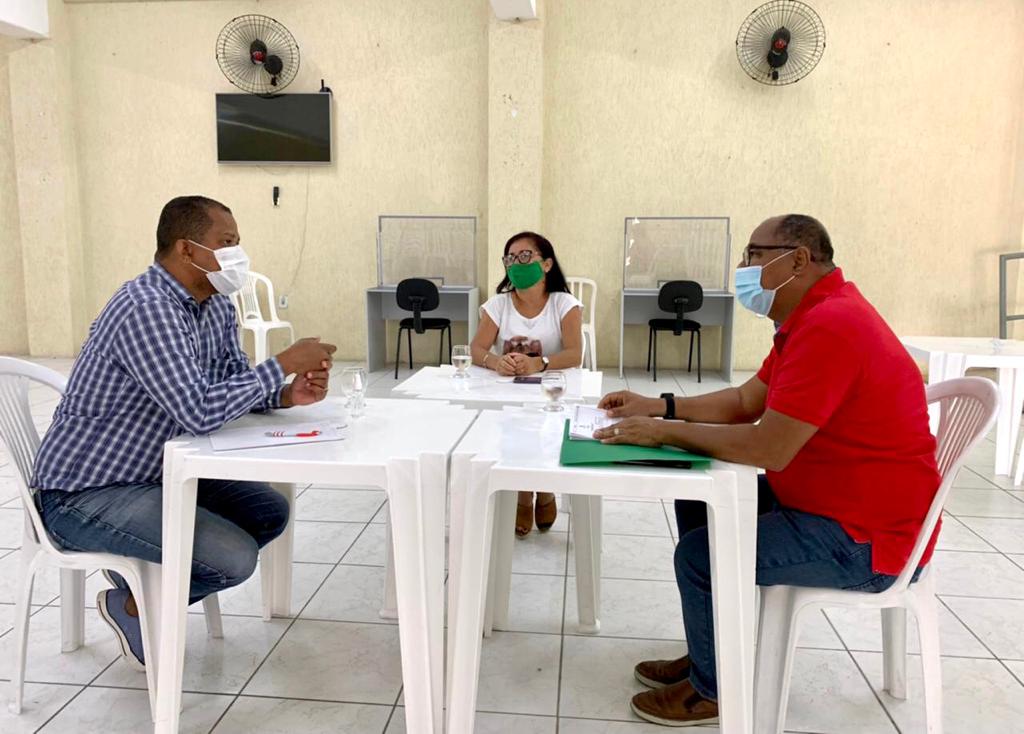 Covid 19 Professores solicitam a vereador prioridade na vacinacao em Aracaju