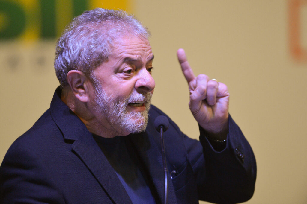 Defesa-de-Lula-começa-a-usar-mensagens-hackeadas-de-Moro-e-Lava-Jato-para-questionar-processos