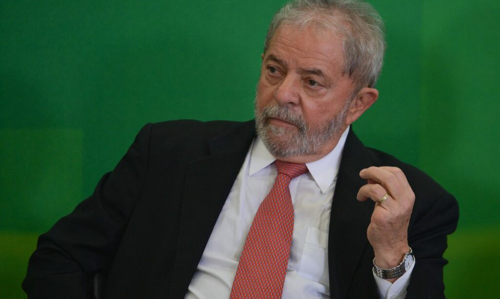 Defesa de Lula diz que nao usara mensagens hackeadas para provar parcialidade de Moro
