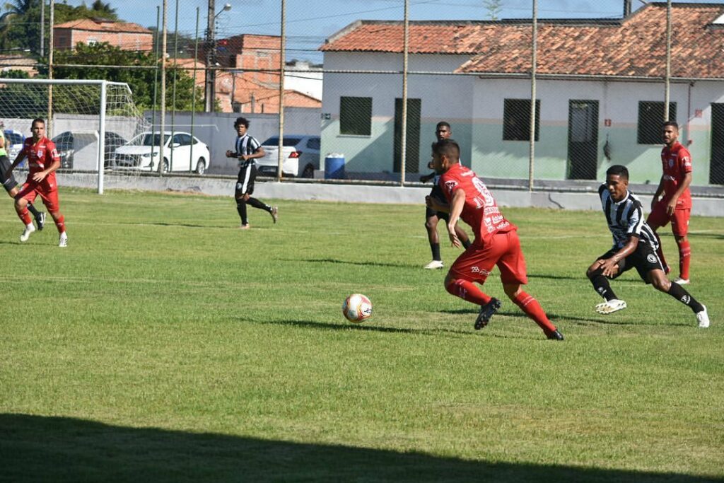 Dorense e Itabaiana ficam no empate na primeira rodada do Sergipao