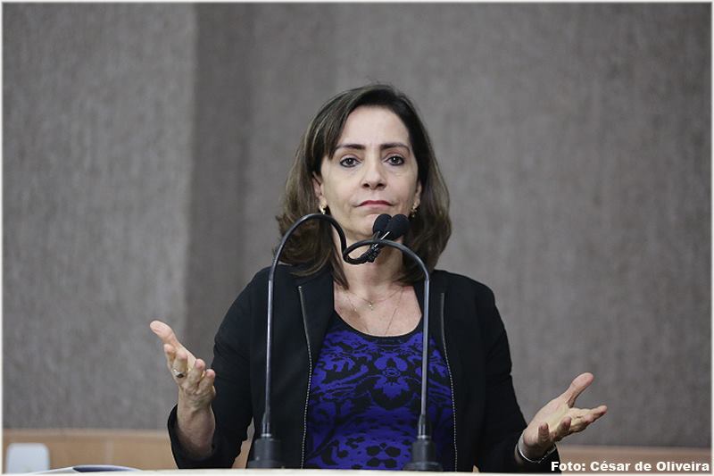 Emilia Correa afirma que prefeitura faz marketing ilusorio sobre slogan de Aracaju