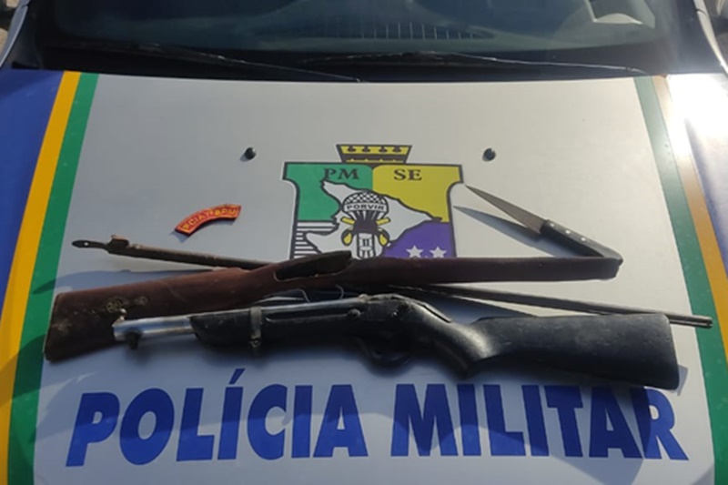 Homem e preso por agredir e ameacar esposa com facoes em Lagarto