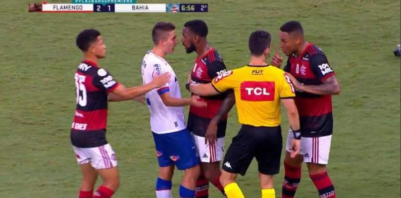 Indio Ramirez e indiciado pela Policia Civil por injuria racial contra o meia Gerson