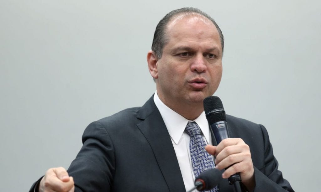 Lider do governo na Camara dos Deputados quer Bolsa Familia ampliado e com exigencia de mais contrapartidas
