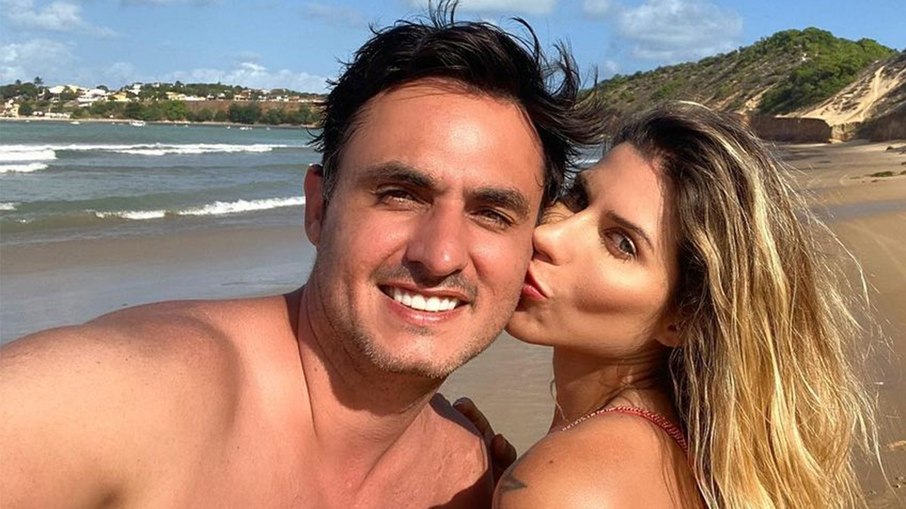 Namorado de Ana Paula Minerato descobre traicao da modelo com empresario diz colunista