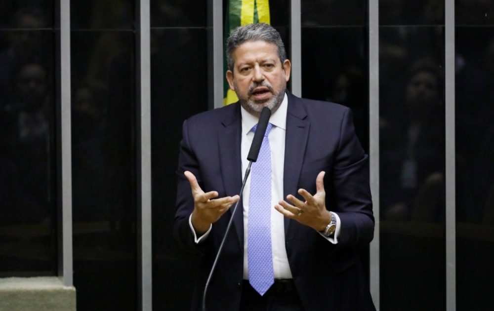 Negacionismo parlamentar diz Arthur Lira sobre gestao de Rodrigo Maia na Camara