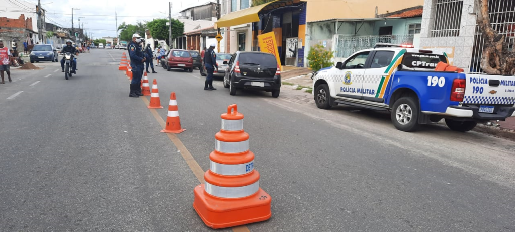 Operacao Lei Seca CPTran reforca fiscalizacao no transito da Grande Aracaju durante Carnaval
