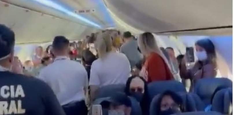 PF retira passageiro de voo apos ter se recusado a usar mascara veja video