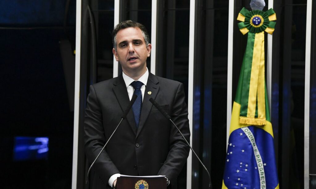 Pacheco defende compra direta de vacinas de covid 19 pelos estados