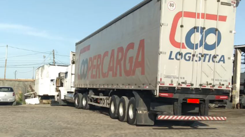 Policia prende caminhoneiro que desviava cargas e transportava drogas em Aracaju