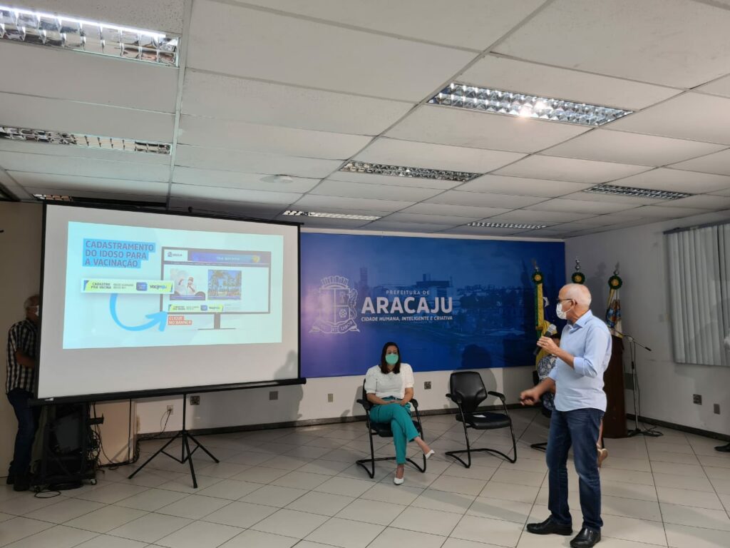 Prefeitura-de-Aracaju-anuncia-início-da-vacinação-de-idosos-contra-covid-19-na-próxima-quarta-10