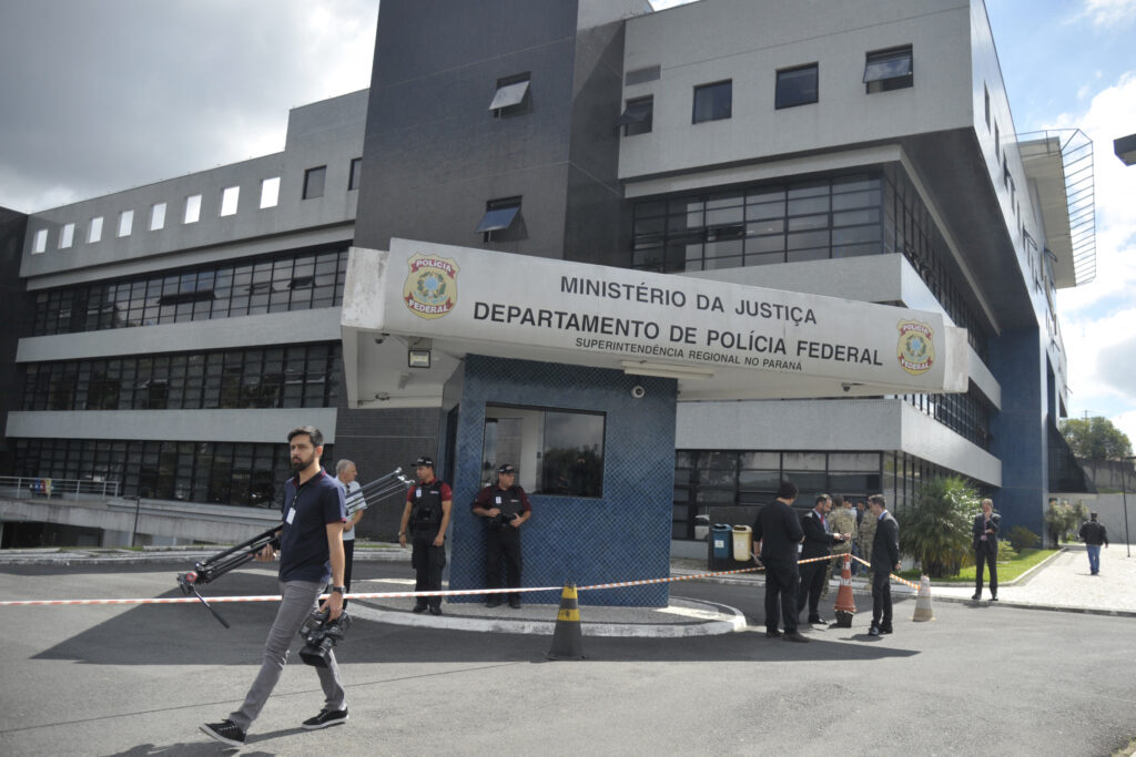 Procuradores-da-Lava-Jato-anteciparam-ao-MP-da-Suíça-nomes-de-delatores-da-Odebrecht-diz-site
