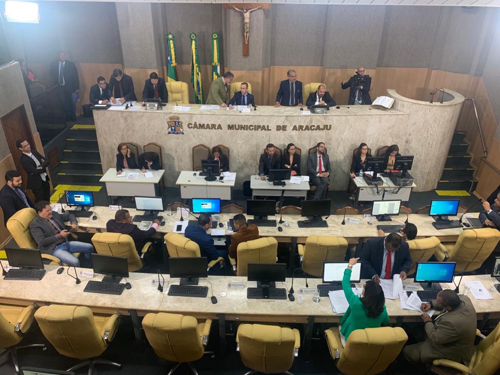 Projeto-que-reserva-vagas-em-empresas-privadas-de-Aracaju-para-pessoas-trans-é-protocolado-na-Câmara-de-Vereadores