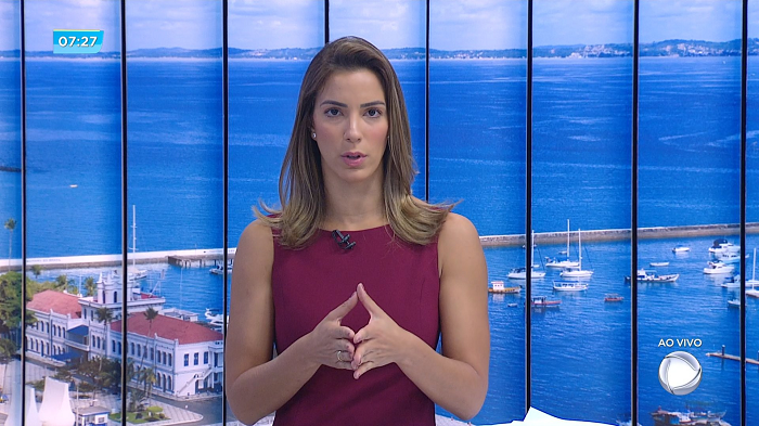 Apresentadora baiana diz que PM morto ficava mal por ter que reprimir o cidadao