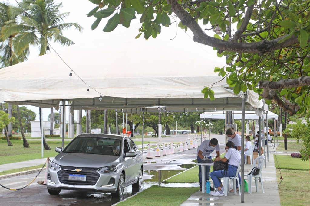 Aracaju vacina mais de 6 mil pessoas contra covid 19 em dois dias