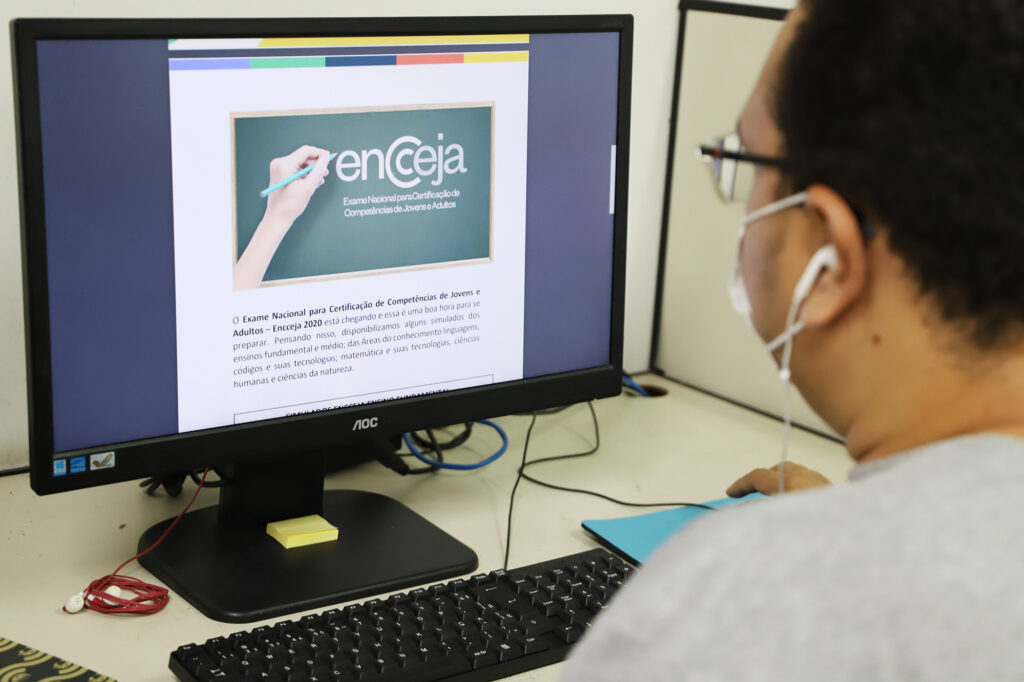 Candidatos inscritos no Encceja 2020 podem fazer simulados em Sergipe