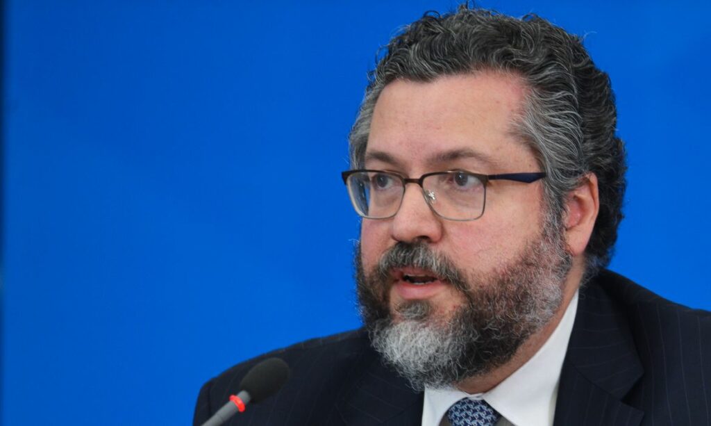 Chanceler brasileiro vai a Israel para ampliar cooperacao em CT
