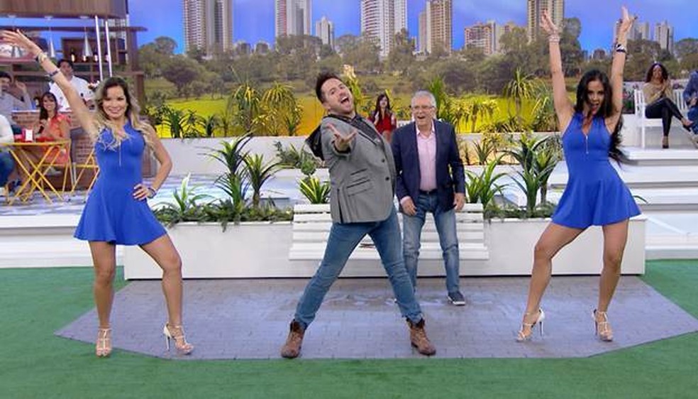 Comediante de A Praca e Nossa morre aos 39 anos vitima de covid 19