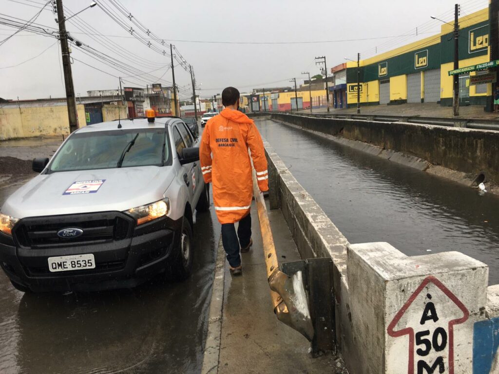 Defesa Civil emite alerta de chuvas moderadas para as proximas 72h em Aracaju