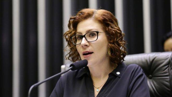Deputada paulista acusa Belivaldo Chagas de querer abolir direito a propriedade privada