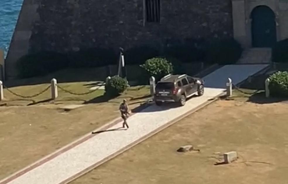 Eu nao vou deixar nao vou permitir que violem a dignidade do trabalhador disse Soldado que atirou para cima e morreu na Bahia