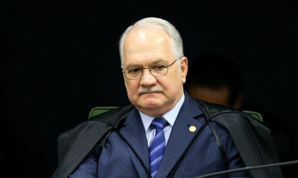 Fachin mantem denuncia contra Lira sobre suposta propina de R15 mi